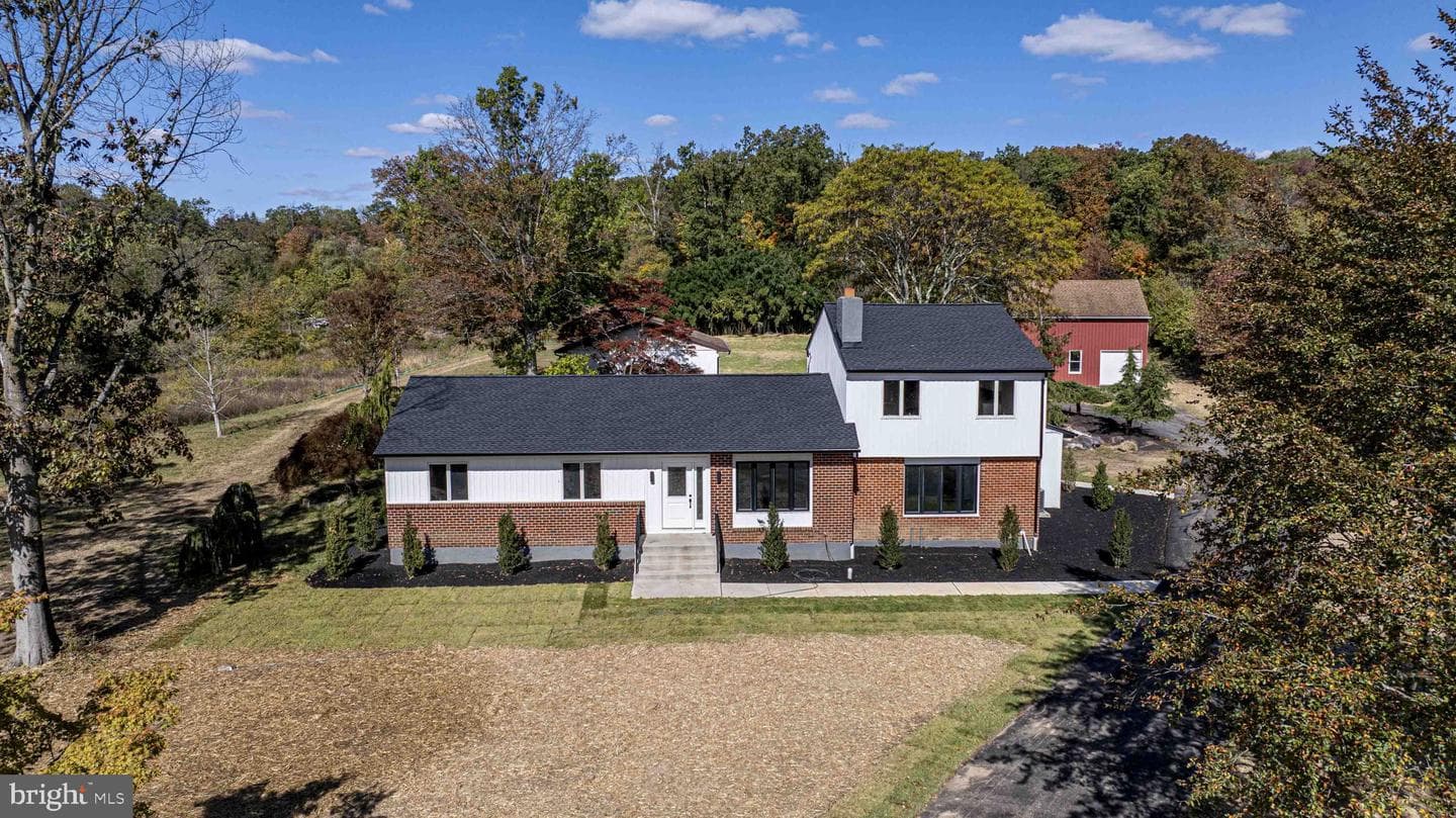 84 Curley Mill Road photo 2