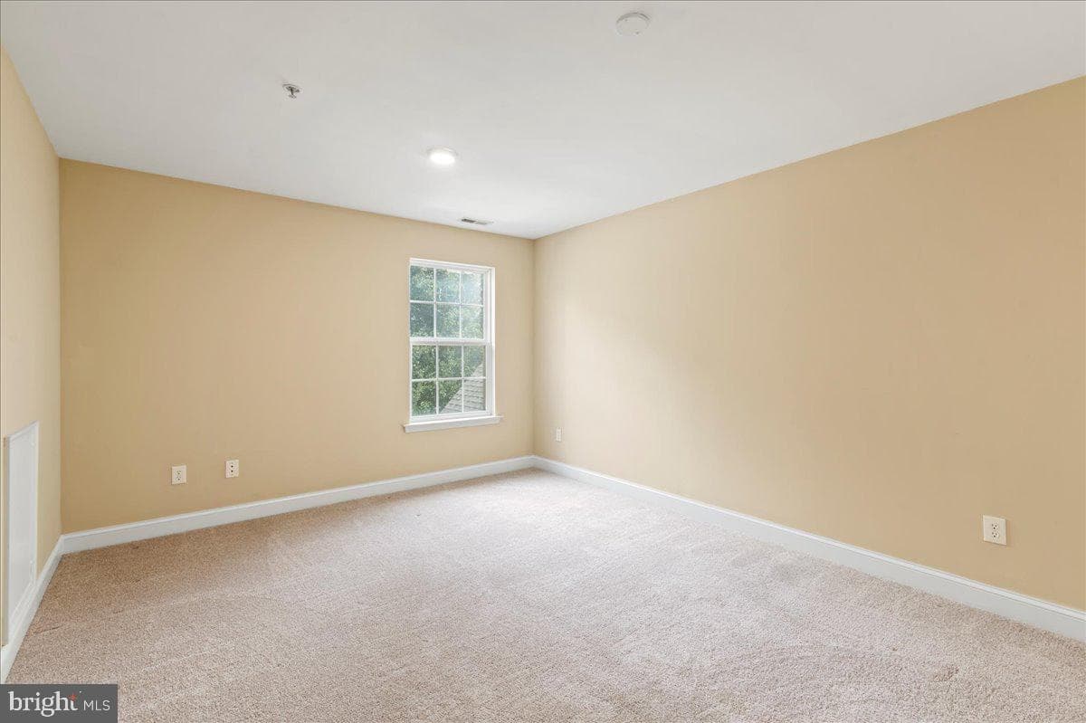1504 Springfield Court #37 photo 7