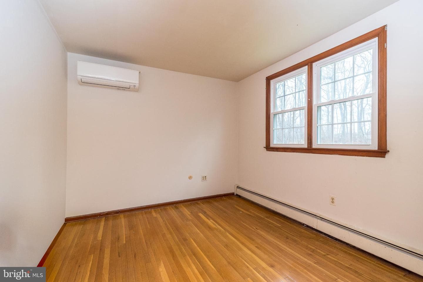 4672 Woodfield Circle photo 18