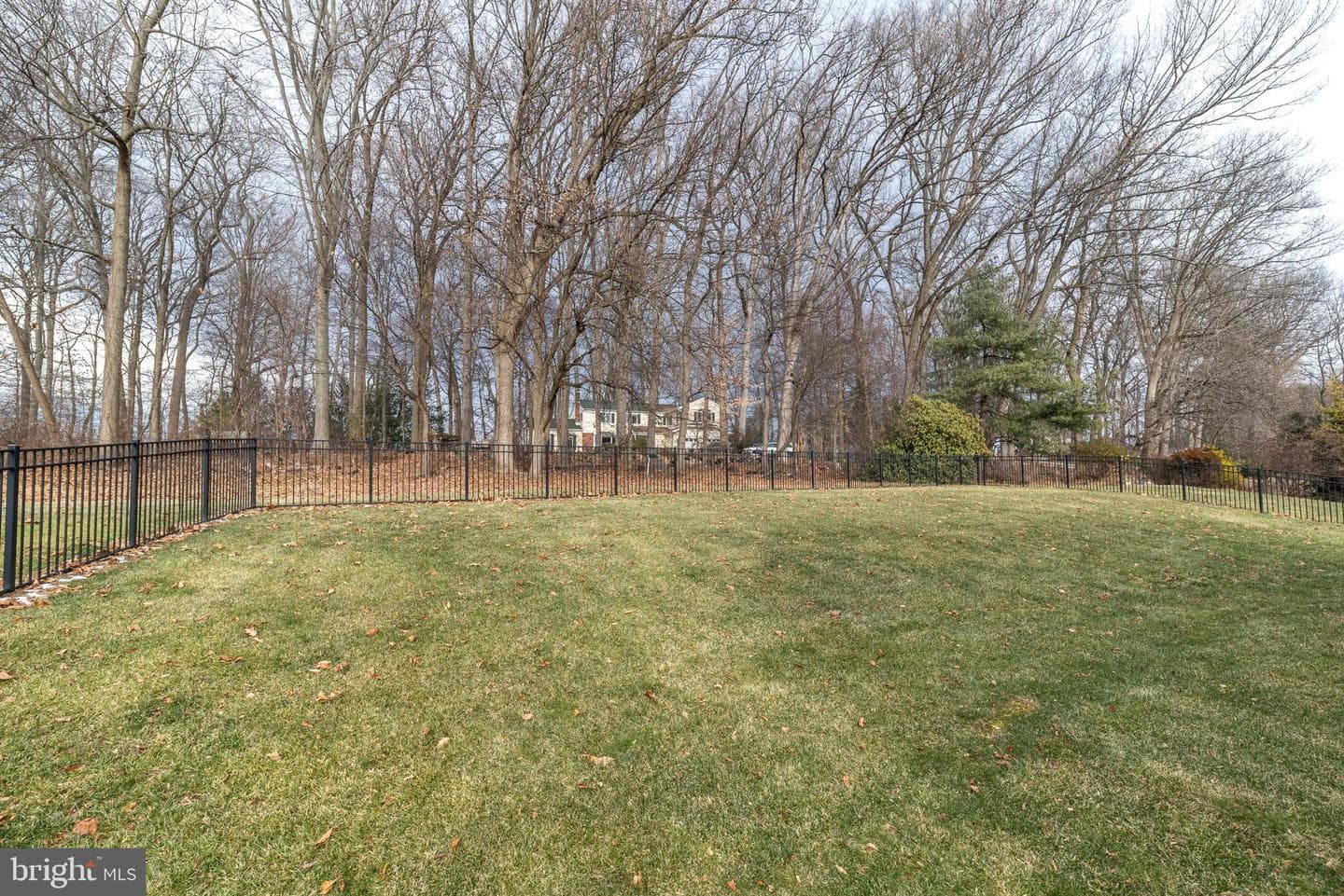 4672 Woodfield Circle photo 22