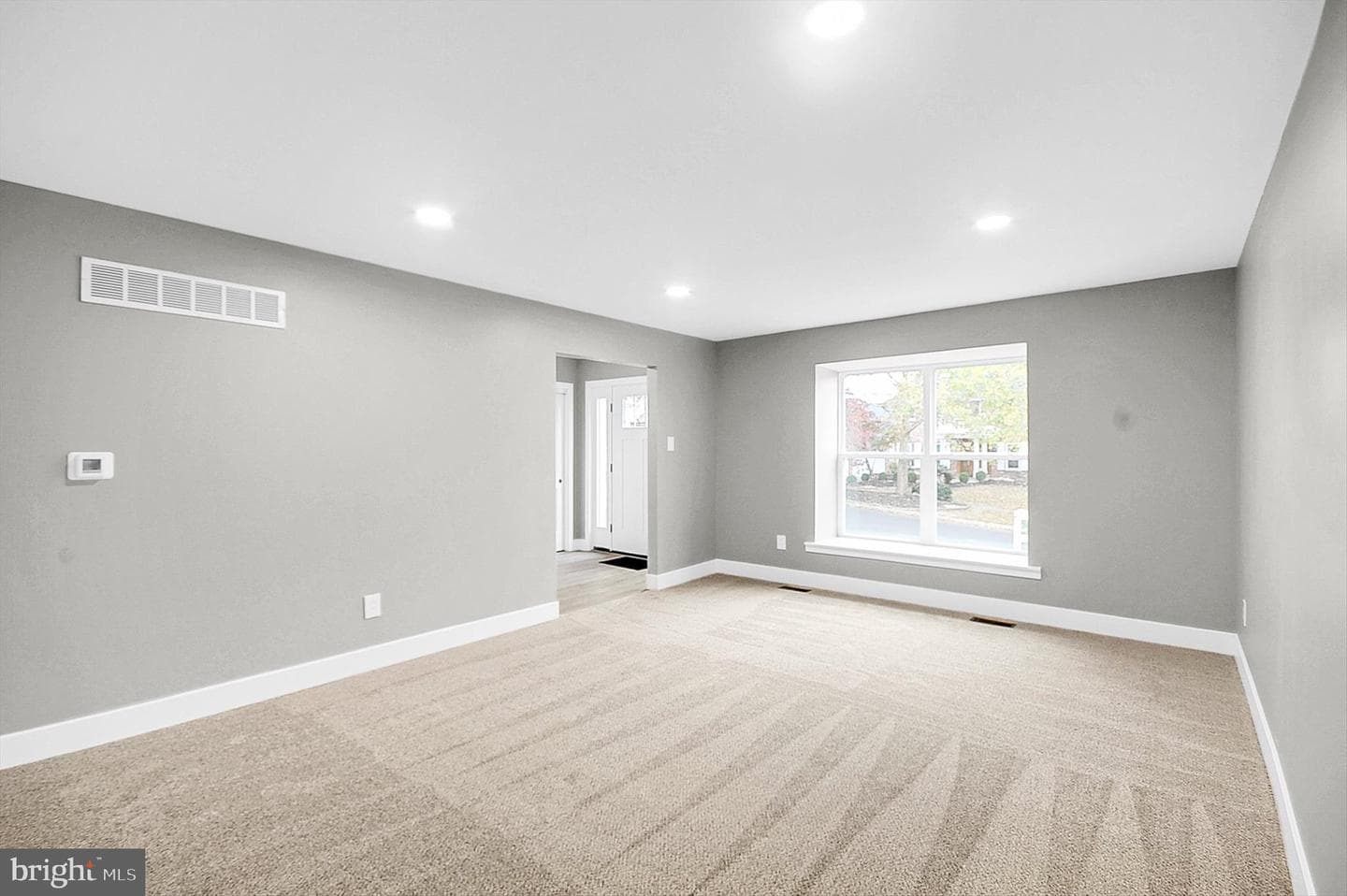 125 Fox Hollow Drive photo 12