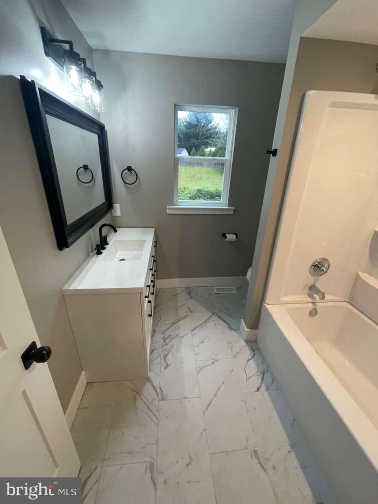 125 Fox Hollow Drive photo 20