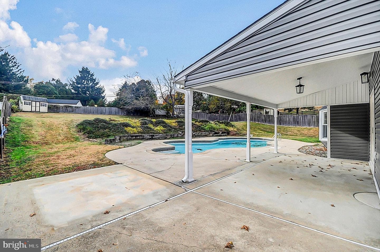 125 Fox Hollow Drive photo 34