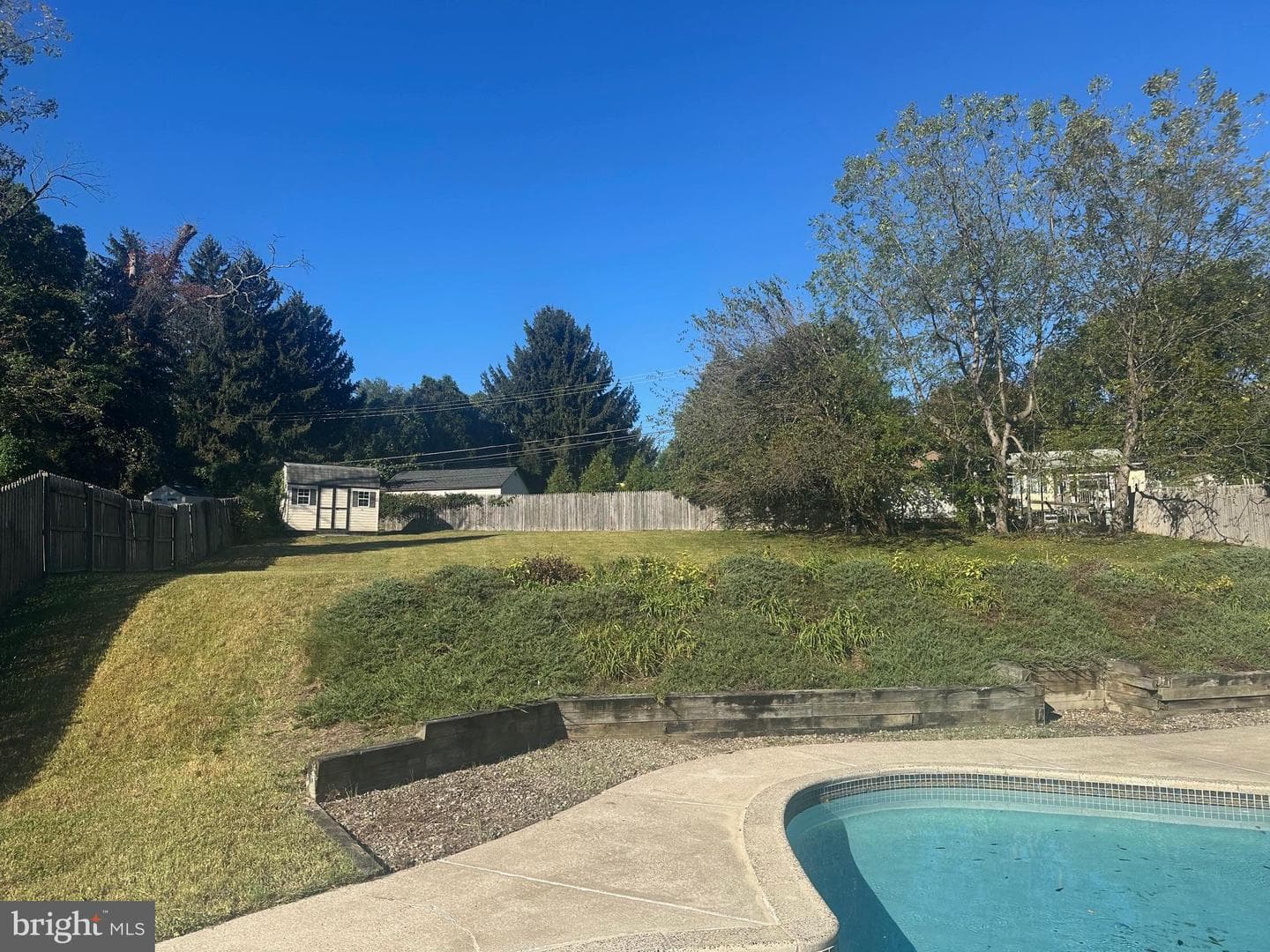 125 Fox Hollow Drive photo 36