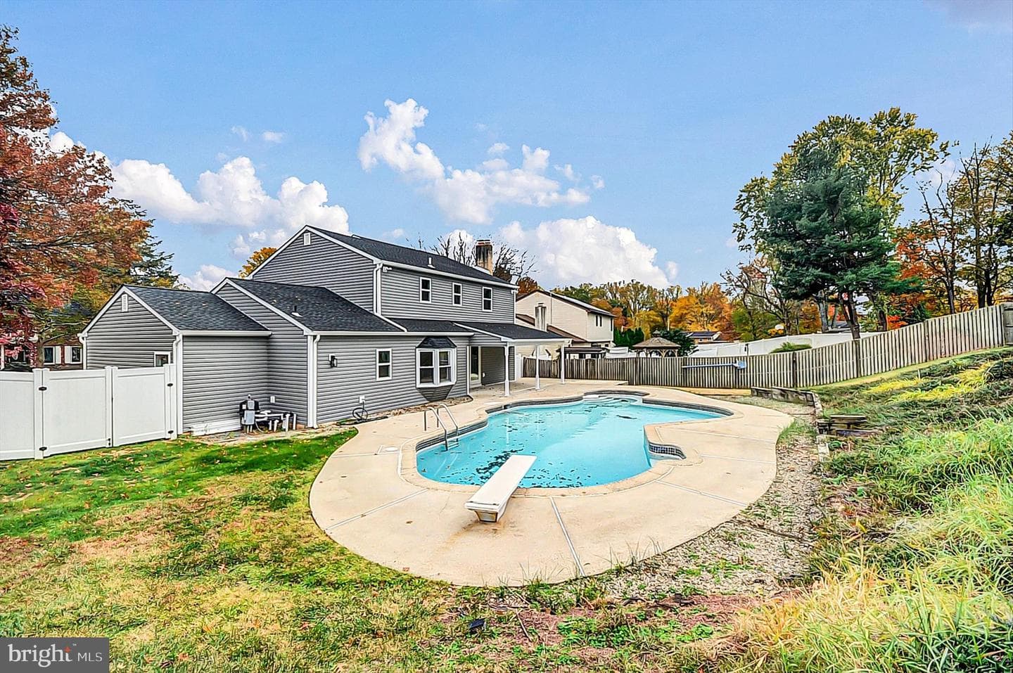 125 Fox Hollow Drive photo 38
