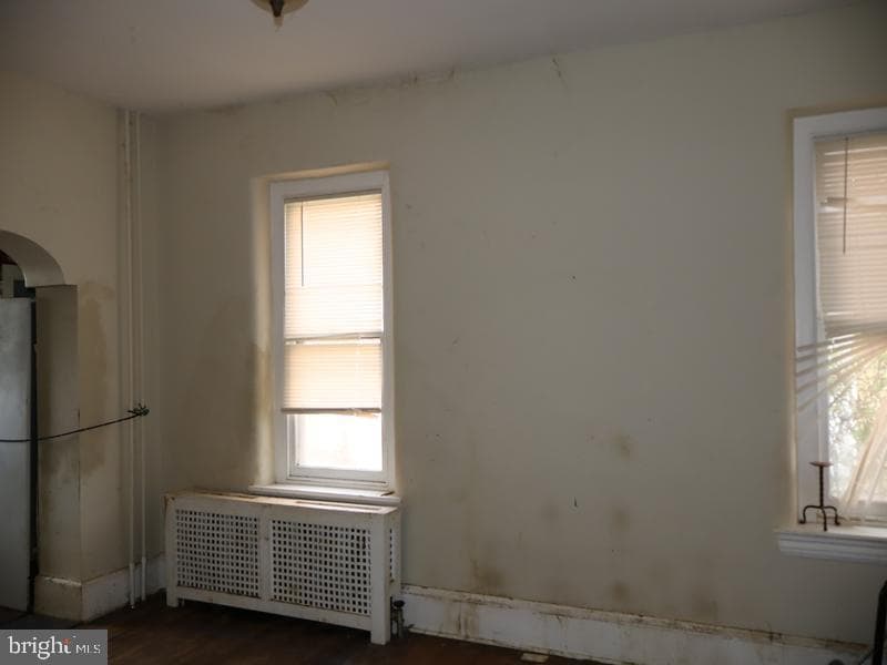 604 W Walnut Street photo 13