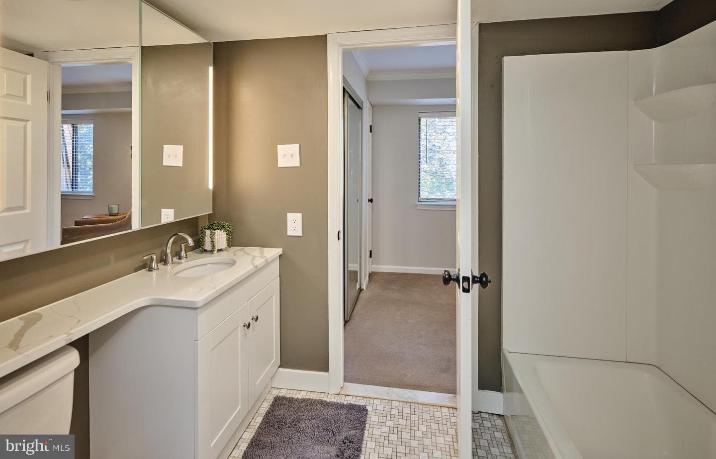 56 Hermitage Drive photo 14
