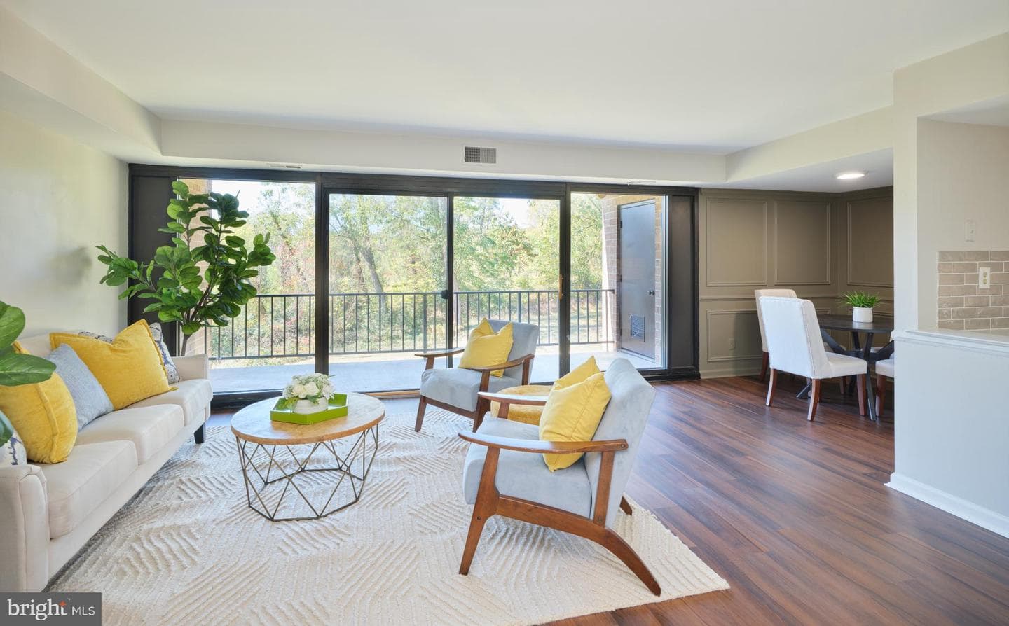 56 Hermitage Drive photo 2