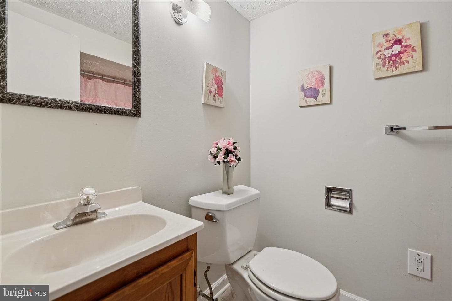 791 Philadelphia Avenue photo 20
