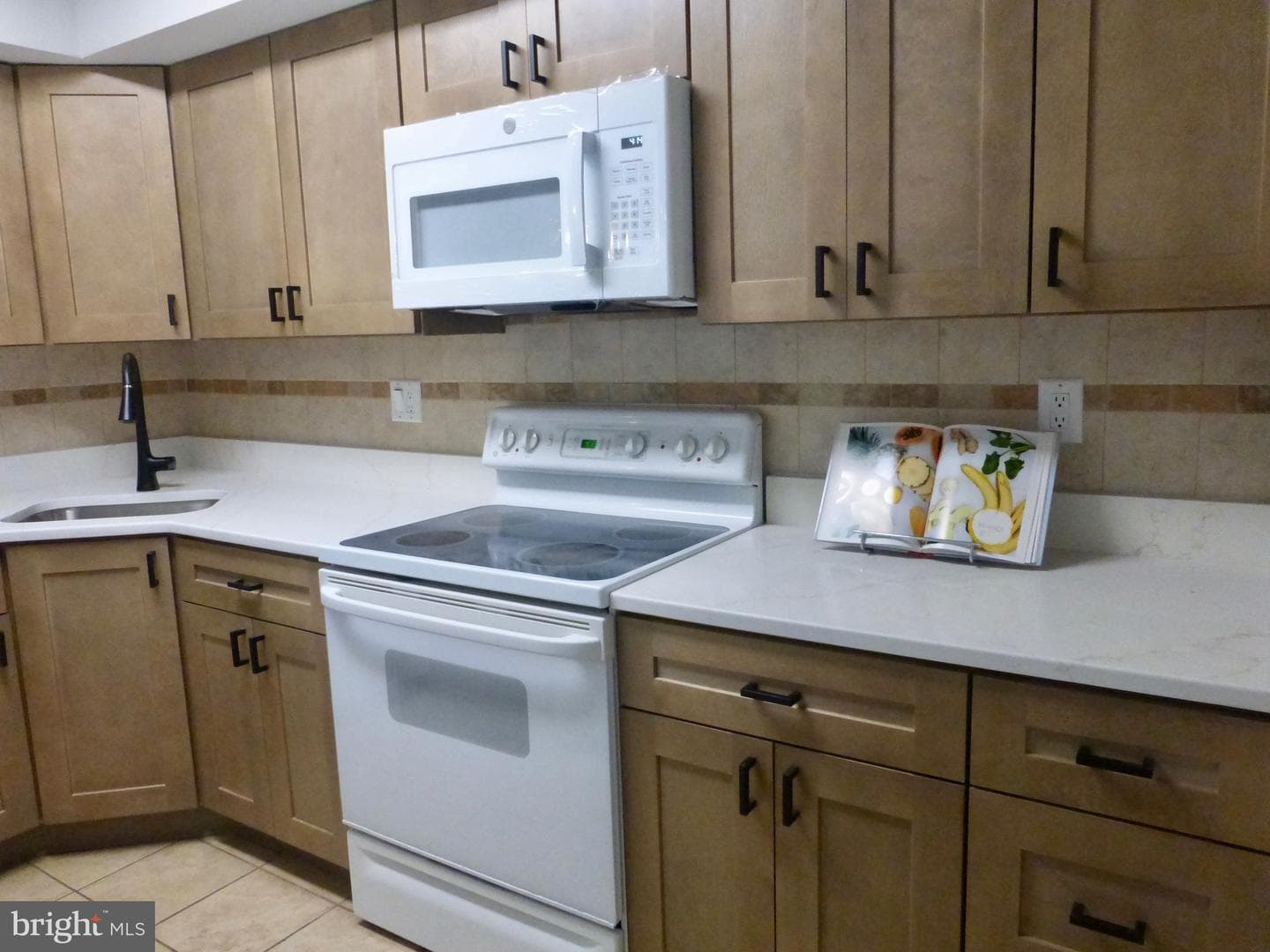1507 Bennett Place photo 3