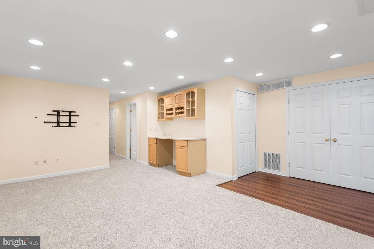 52 Yorkshire Drive photo 17