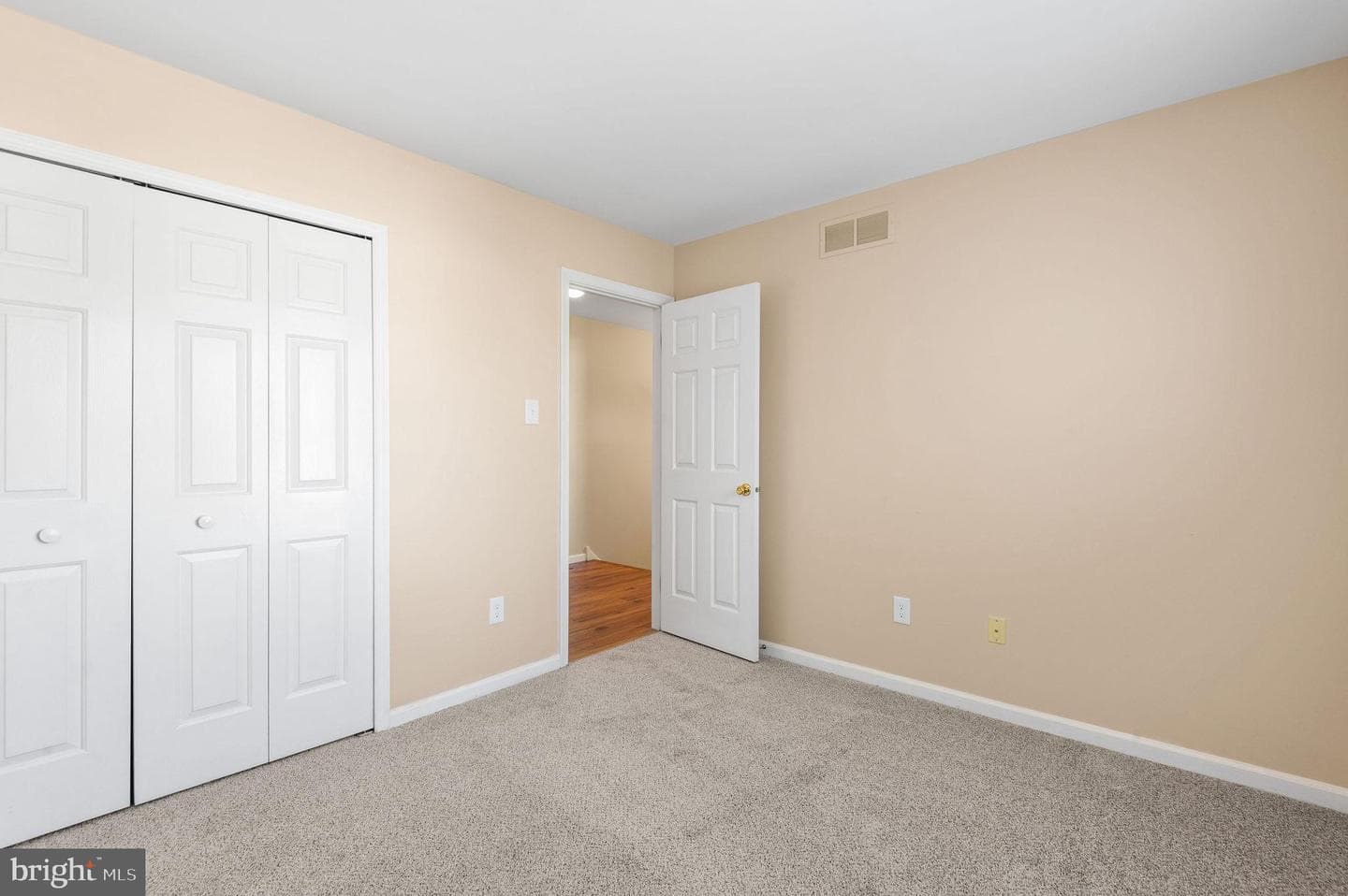 52 Yorkshire Drive photo 25
