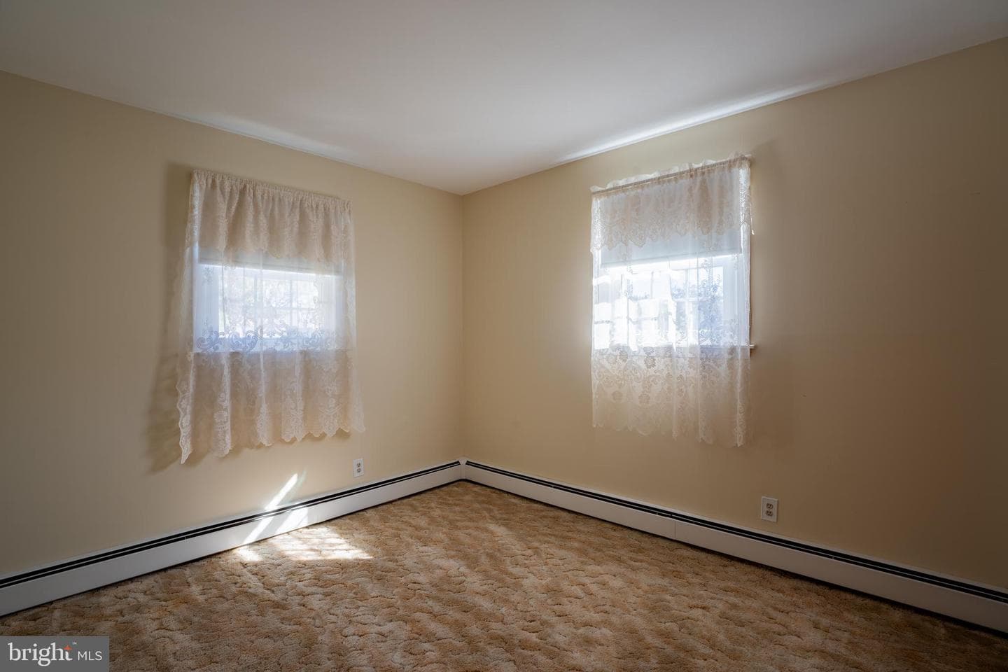 713 Warwick Road photo 25