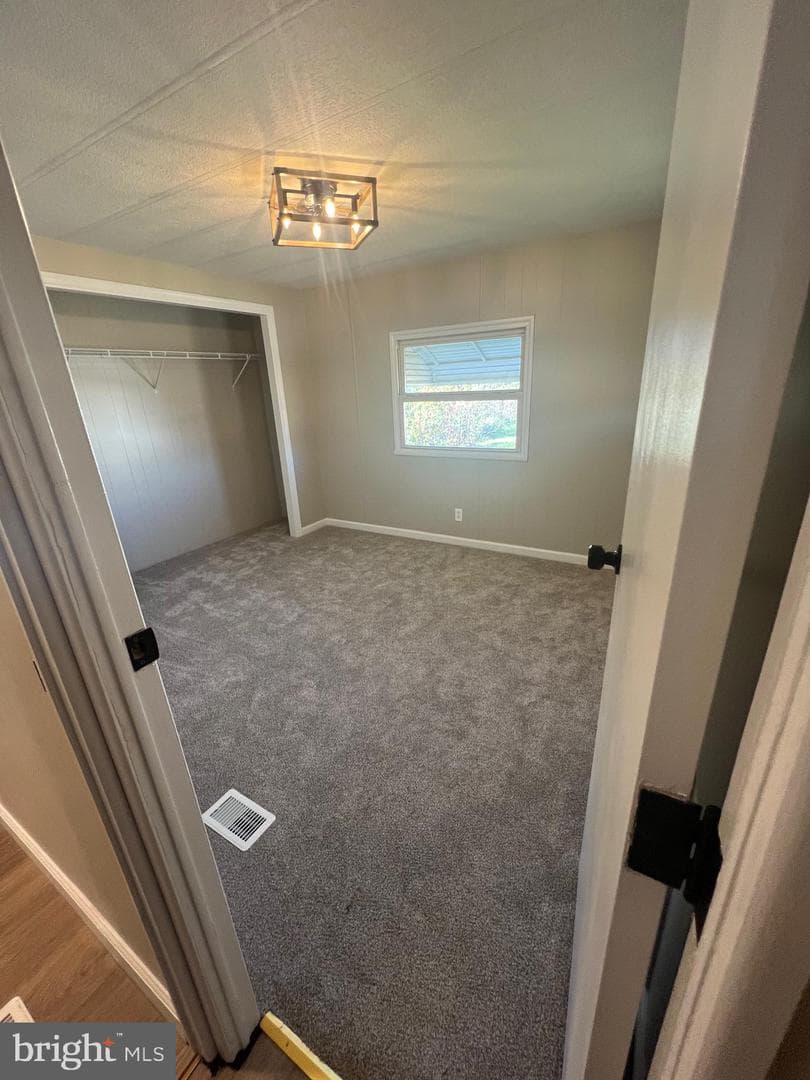 9802 Lawson Drive photo 12