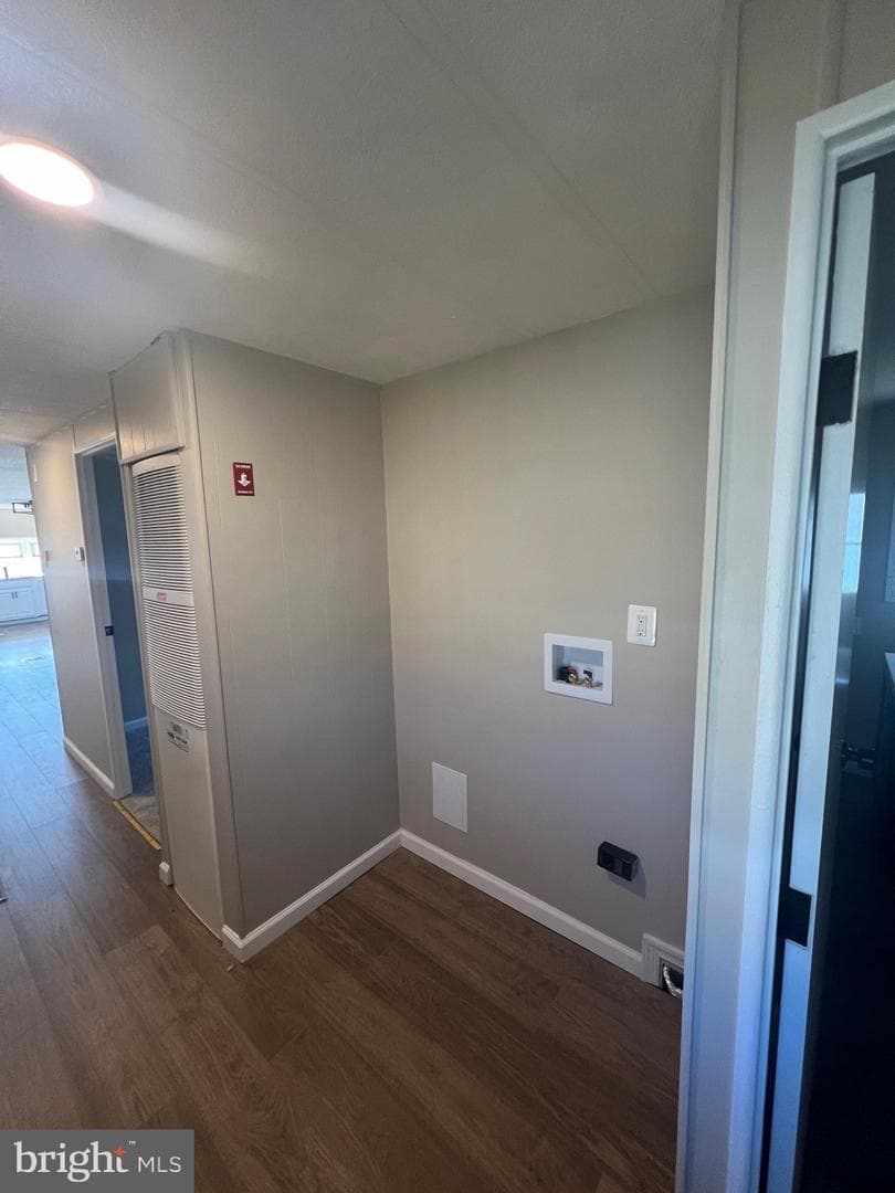 9802 Lawson Drive photo 18