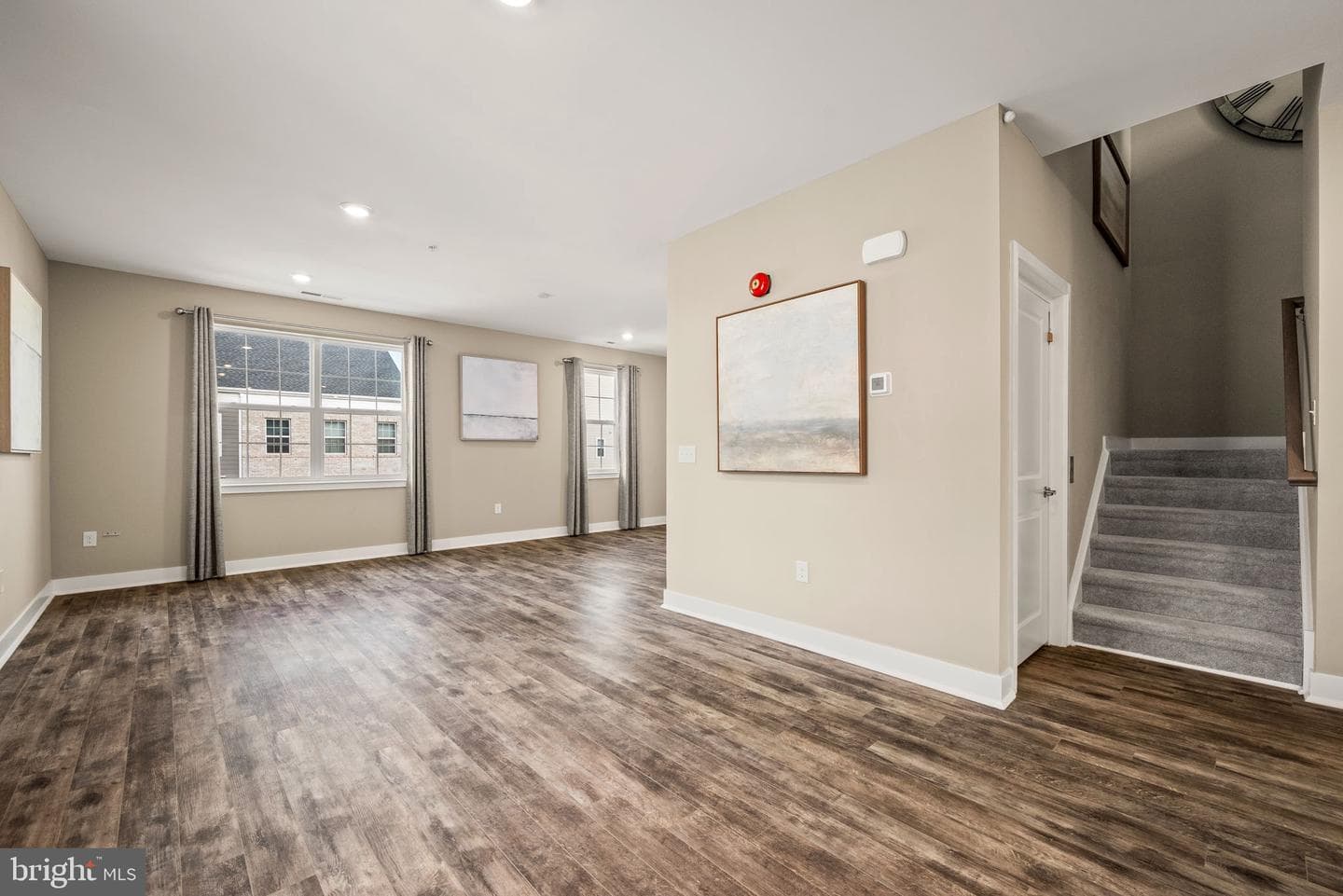 136 Alexandria Street photo 10