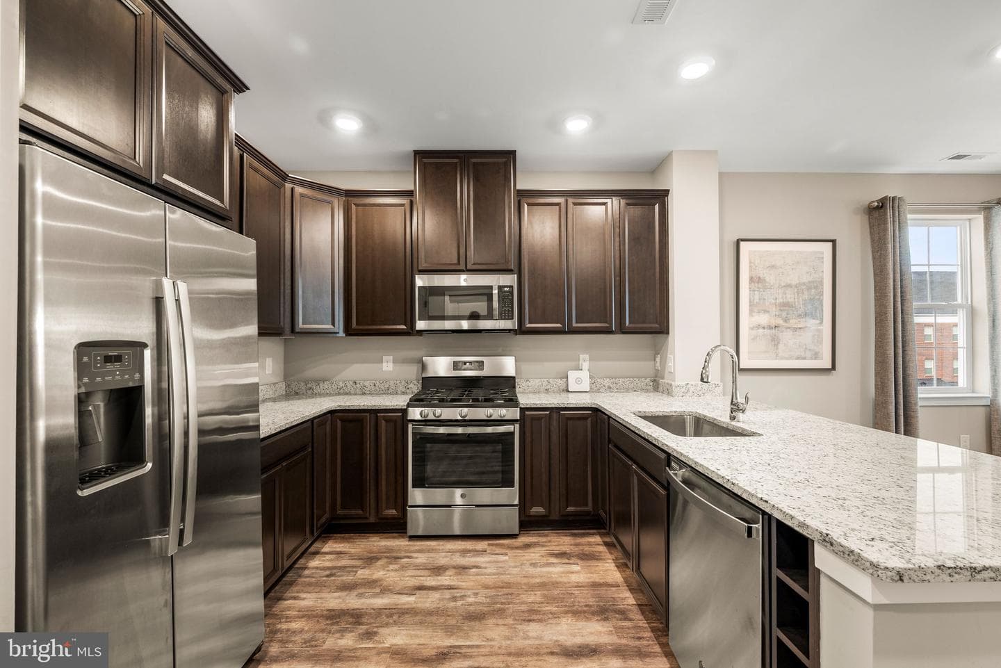 136 Alexandria Street photo 6