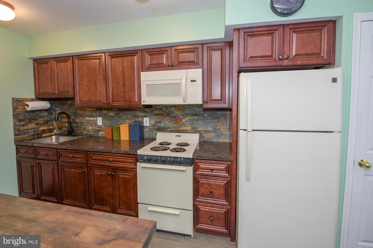 229 Walton Drive photo 40
