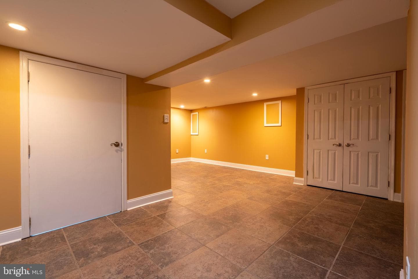 261 Fairhill Drive photo 35