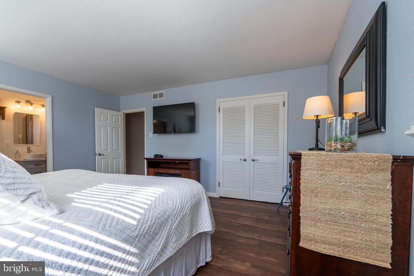 261 Fairhill Drive photo 40