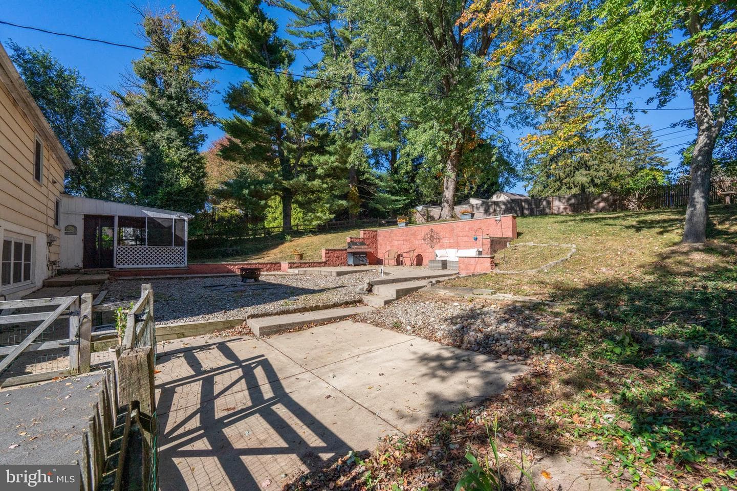 261 Fairhill Drive photo 49