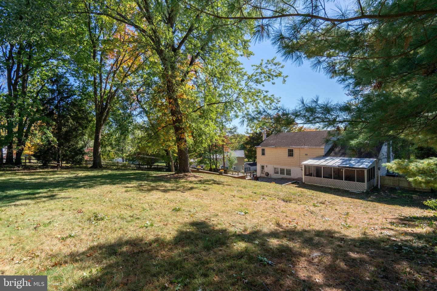 261 Fairhill Drive photo 53