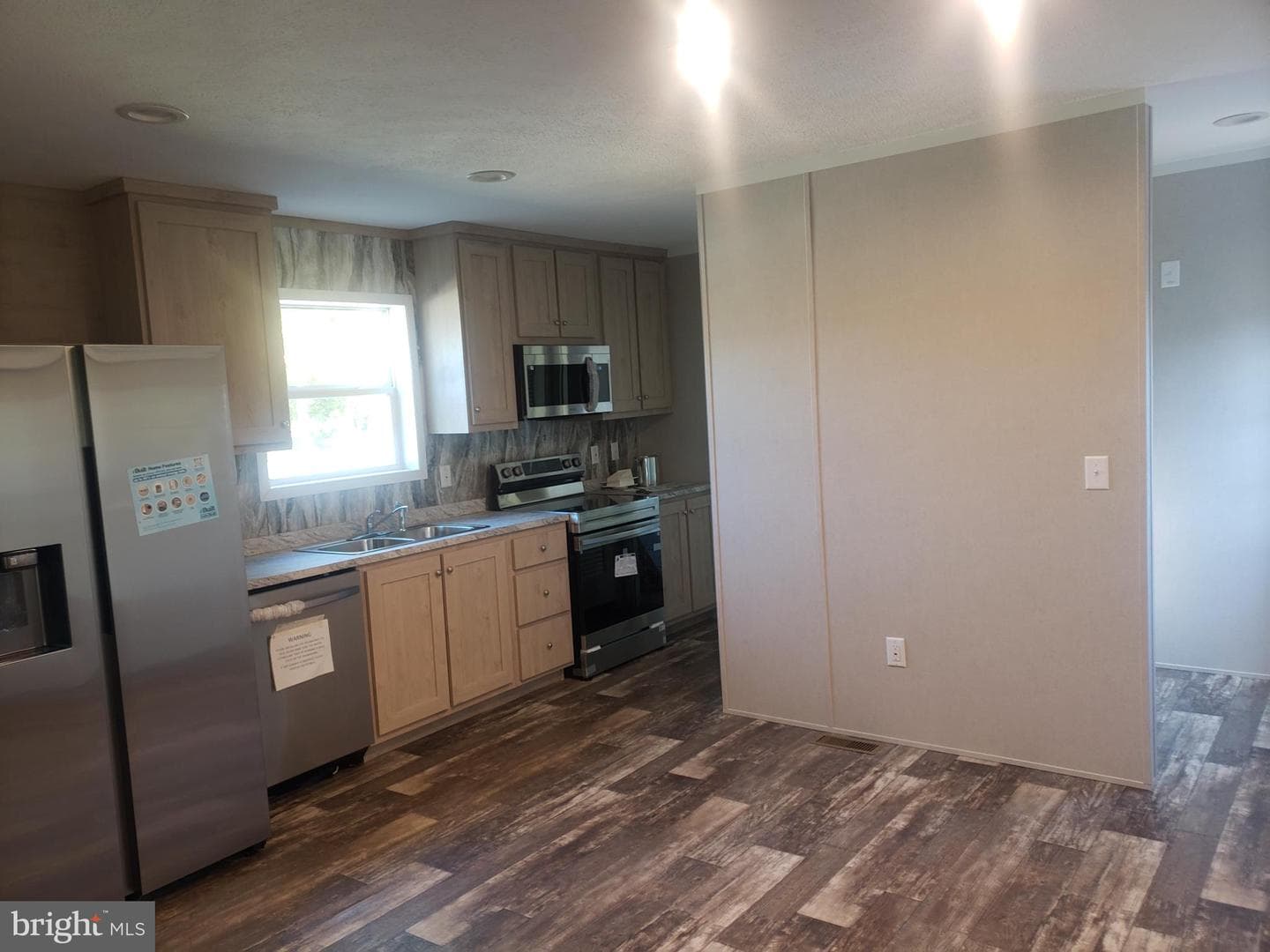 344 Apple Drive photo 4
