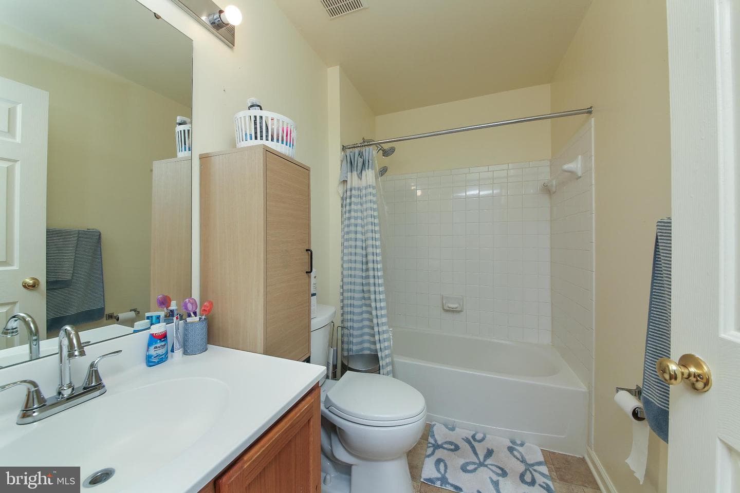 535 Mockingbird Way photo 17