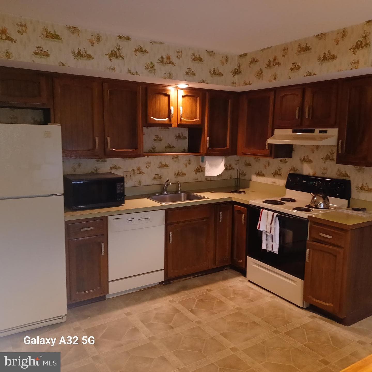 451 Twin Streams Drive photo 6