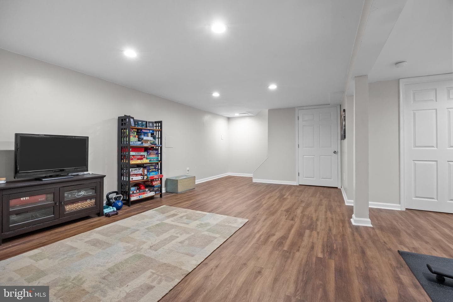 6 Plymouth Lane photo 31