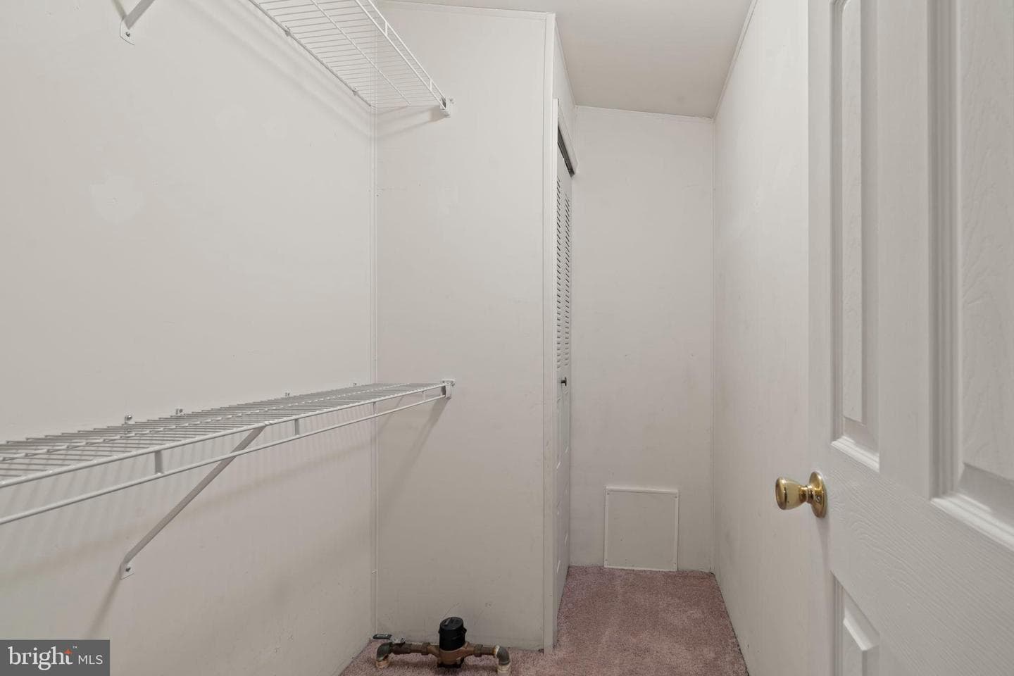 561 Spring Meadow Circle photo 12