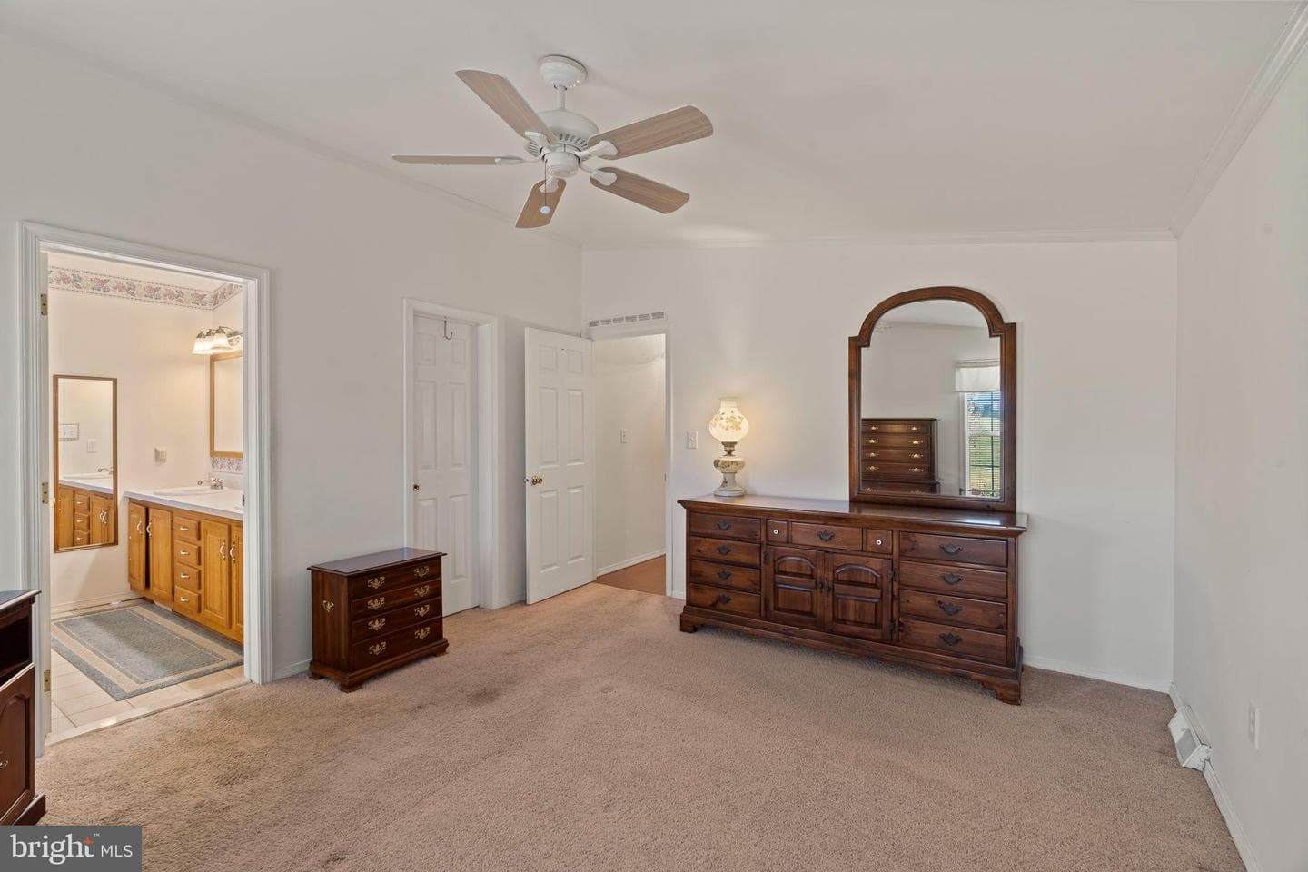 561 Spring Meadow Circle photo 16