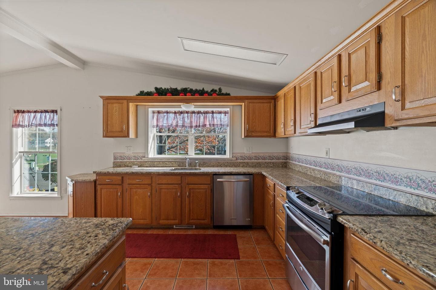 561 Spring Meadow Circle photo 9