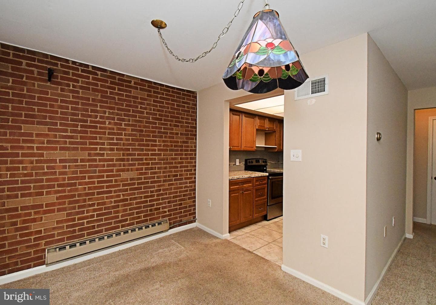 1603 Yardley Cmns photo 10