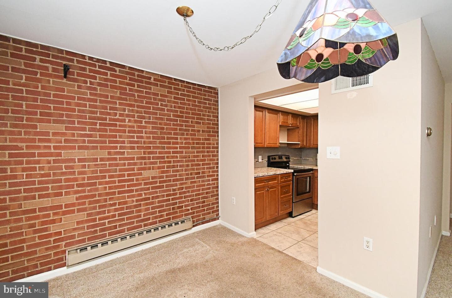 1603 Yardley Cmns photo 17