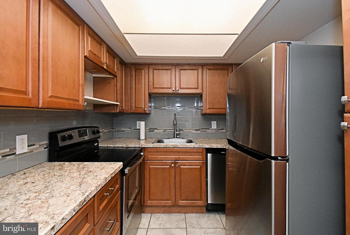 1603 Yardley Cmns photo 3