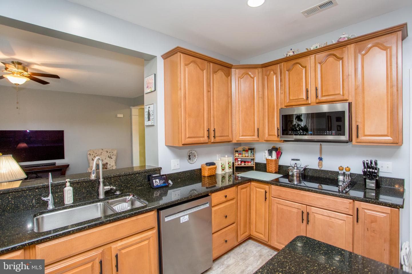 354 E Armstrong Drive photo 13