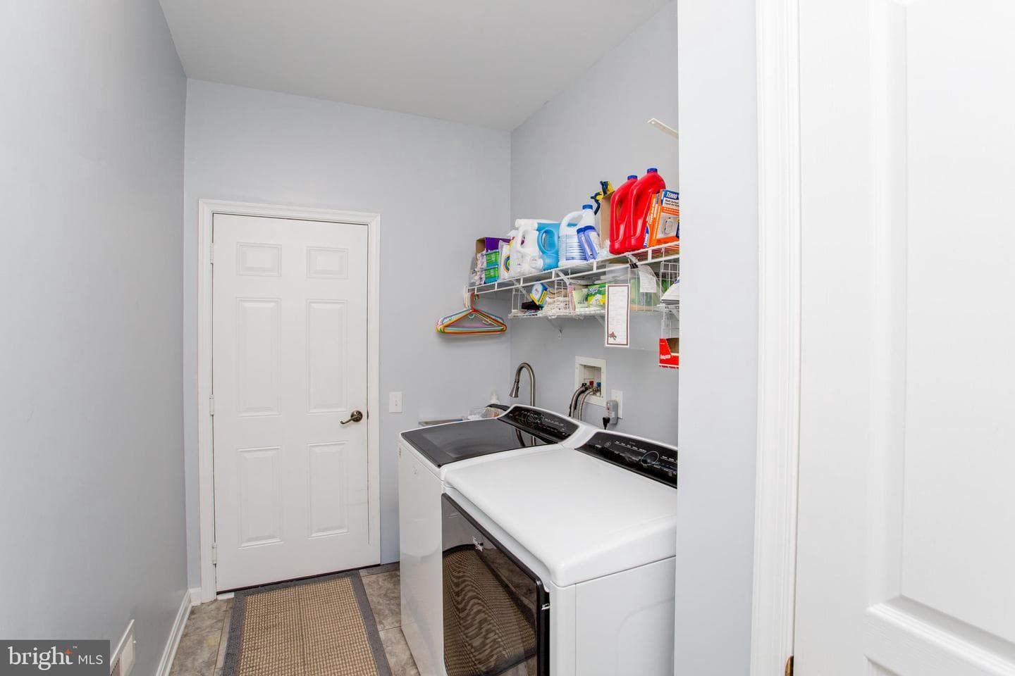 354 E Armstrong Drive photo 20