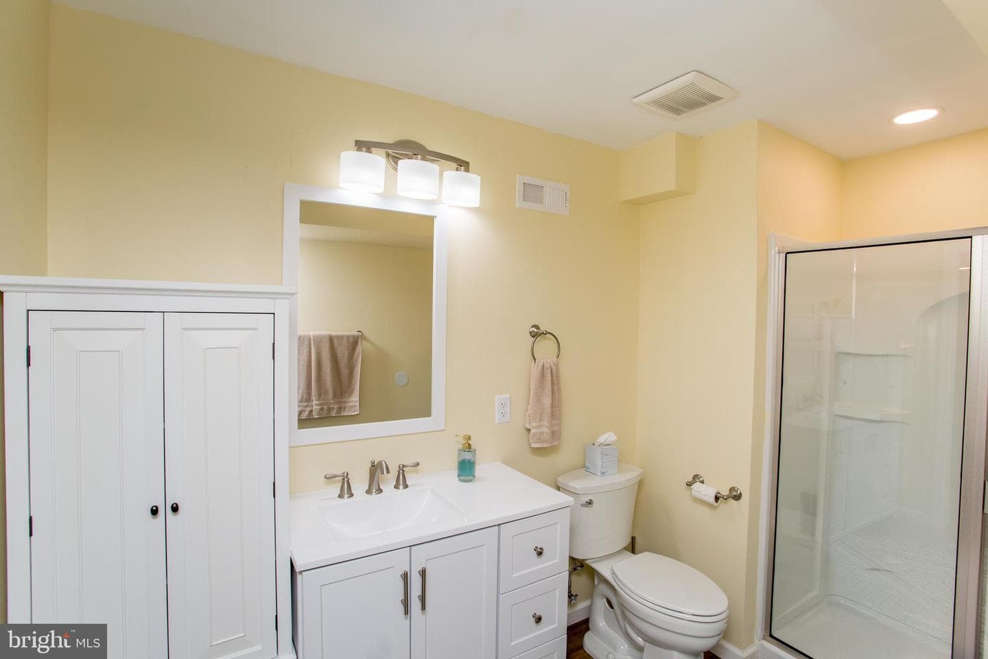 354 E Armstrong Drive photo 40