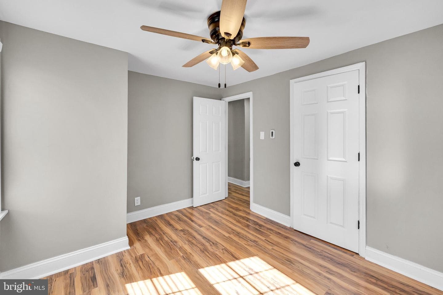 5711 Mustang Street photo 10