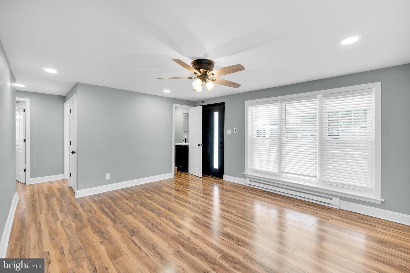 5711 Mustang Street photo 6