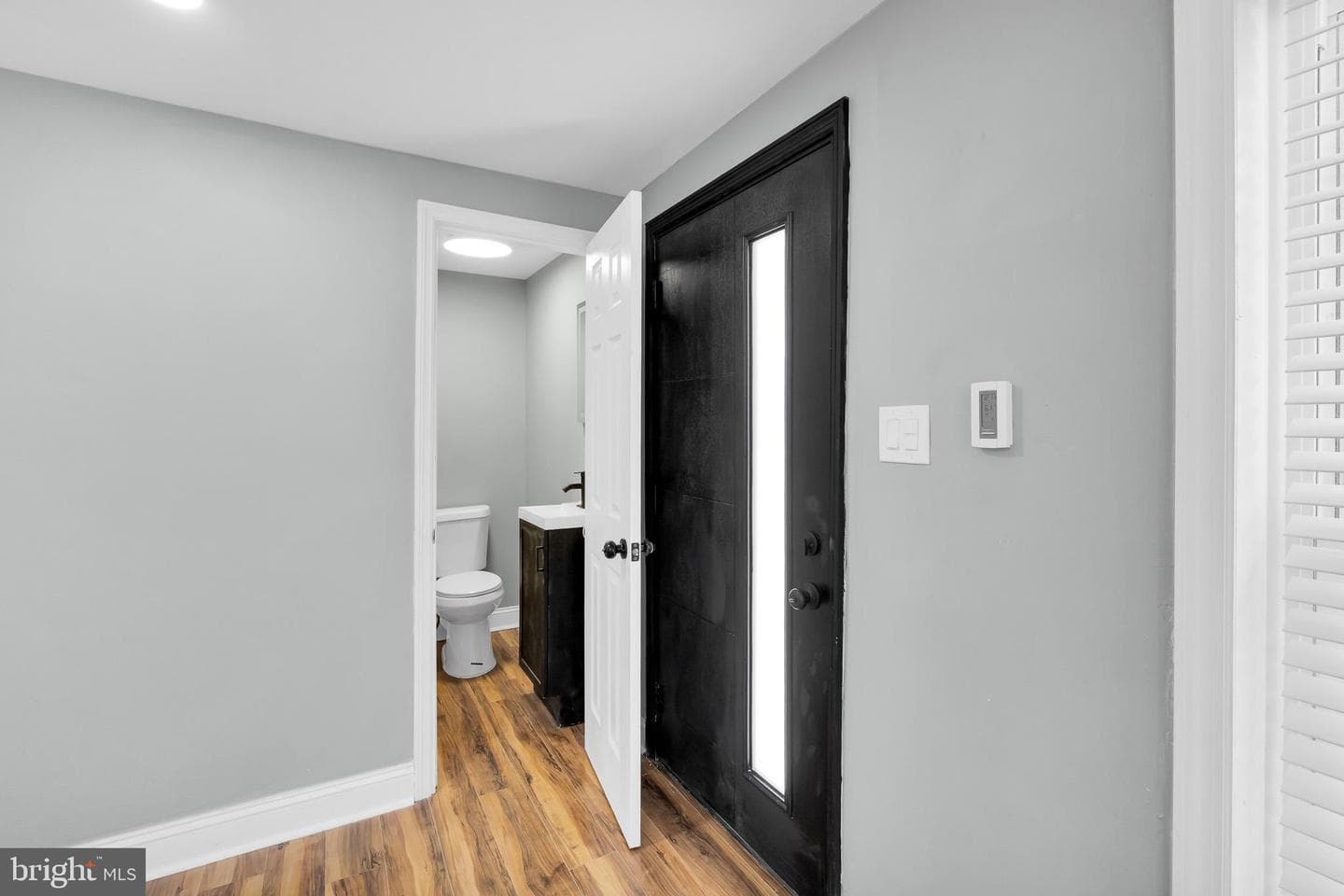 5711 Mustang Street photo 7
