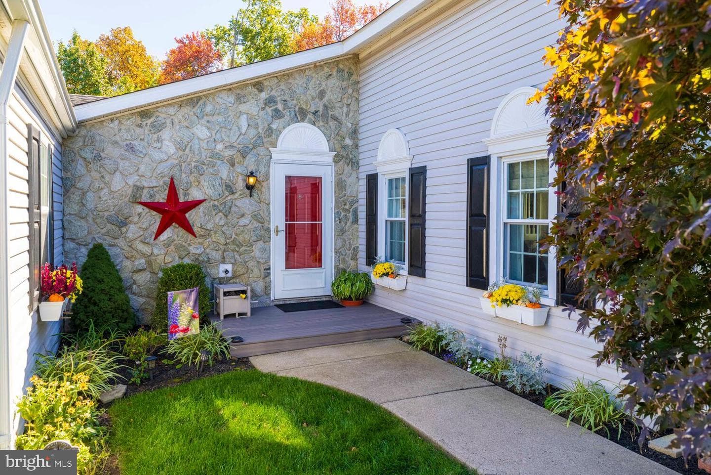 158 Grouse Circle photo 2
