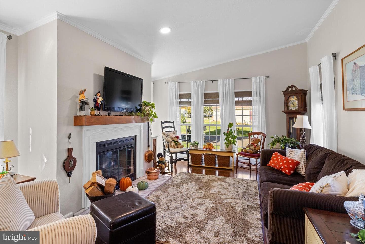 158 Grouse Circle photo 3
