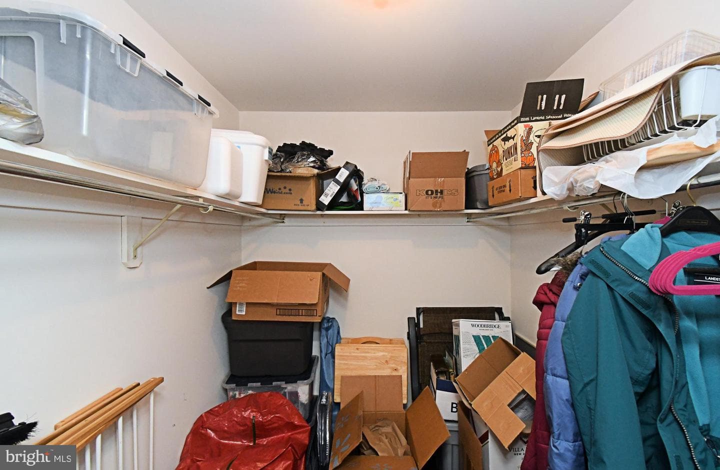 210 Remington Court photo 24