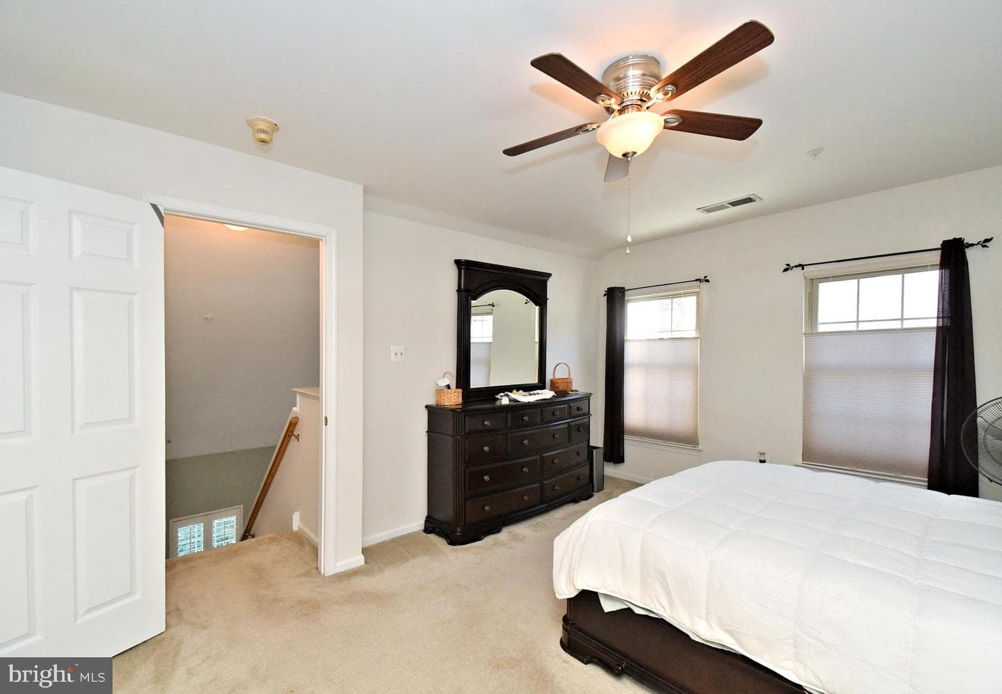 210 Remington Court photo 38