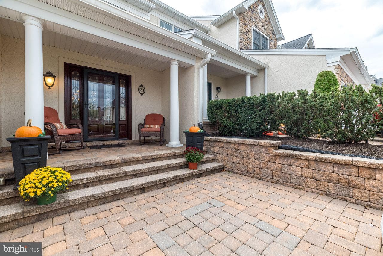 23 Brianna Rd photo 3