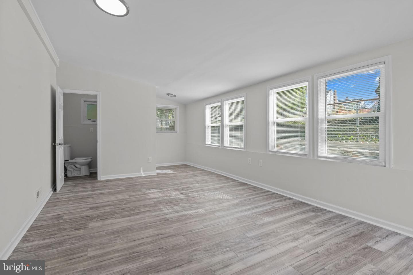121 Trevose Road photo 16