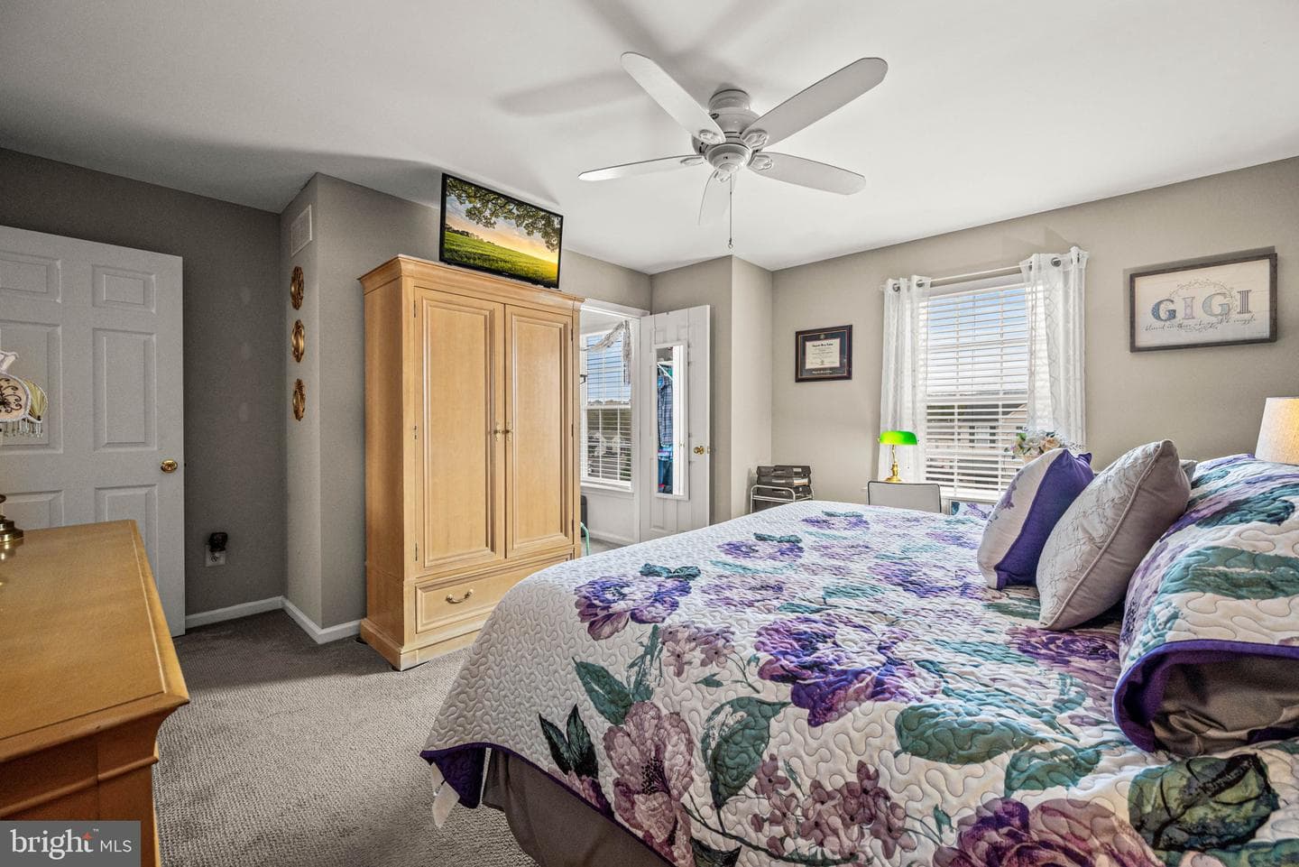 156 Strawberry Lane photo 18