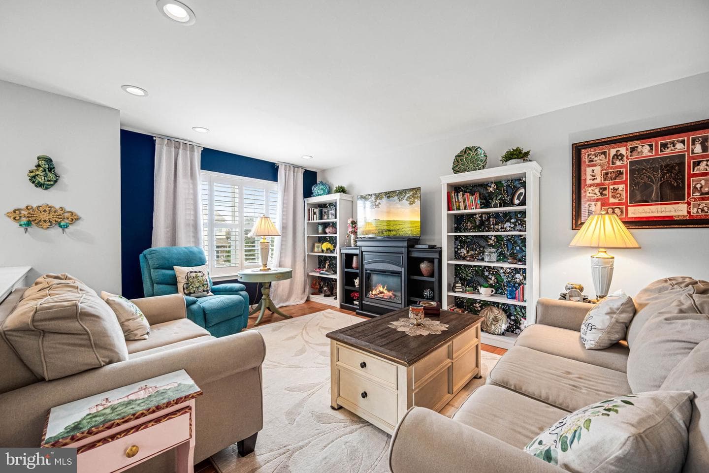 156 Strawberry Lane photo 4
